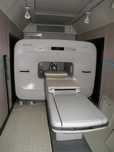Hitachi MRP-7000 MRI